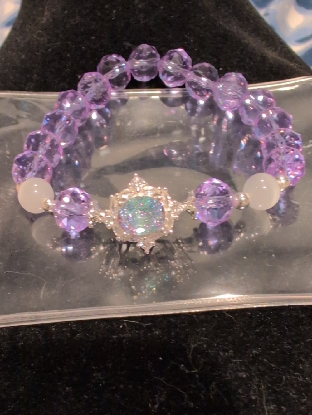Handmade Women's Stretch Bracelet with Sparkling Opal